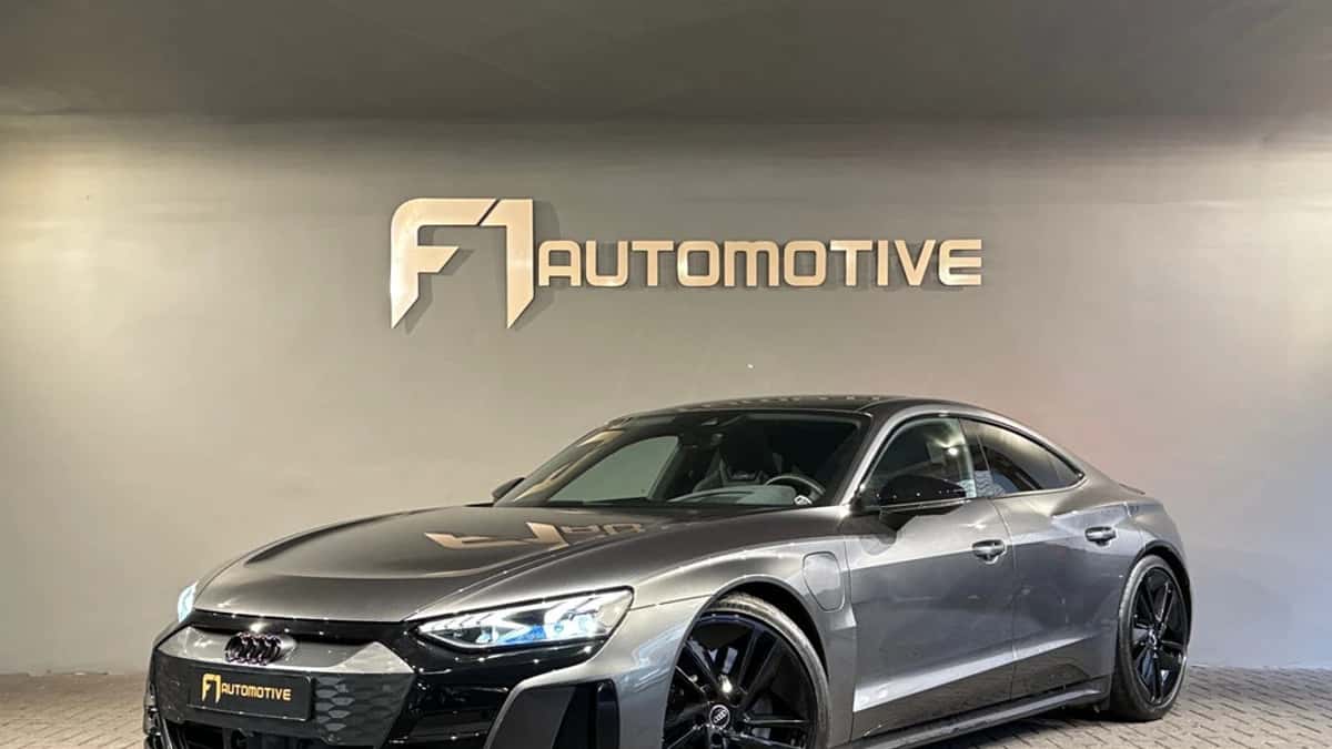 Audi e-tron (2023) — foto 1