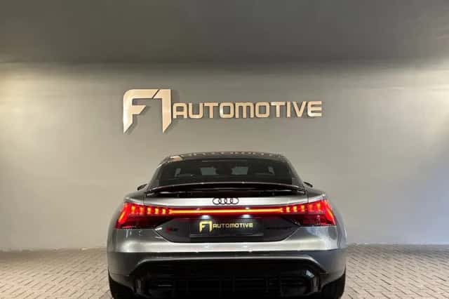 Audi e-tron GT (2023) thumbnail 11