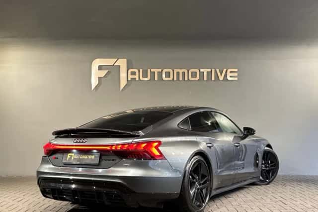 Audi e-tron GT (2023) thumbnail 3