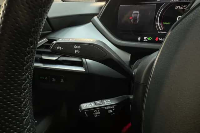 Audi e-tron GT (2023) thumbnail 25