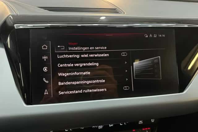 Audi e-tron GT (2023) thumbnail 34