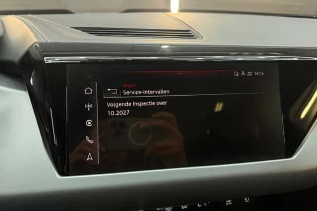 Audi e-tron GT (2023) thumbnail 36