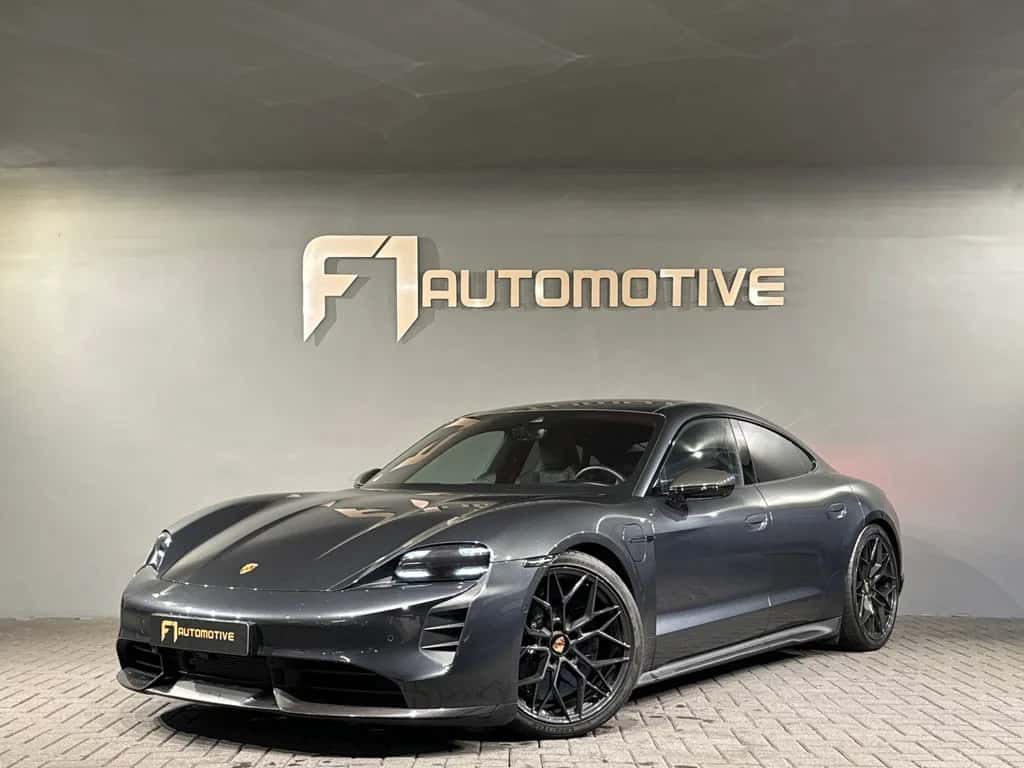 Porsche Taycan (2020) — foto 1
