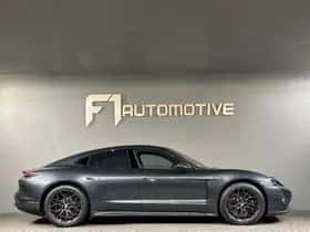 Porsche Taycan (2020) thumbnail 12