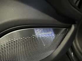 Porsche Taycan (2020) thumbnail 16