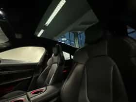 Porsche Taycan (2020) thumbnail 61