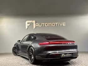 Porsche Taycan (2020) thumbnail 8