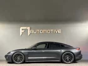 Porsche Taycan (2020) thumbnail 10