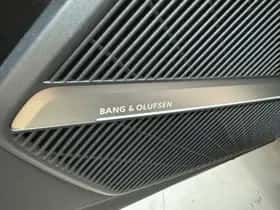 Audi SQ5 (2018) thumbnail 16