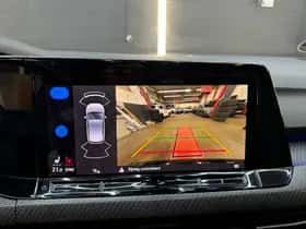 Volkswagen Golf (2021) thumbnail 23