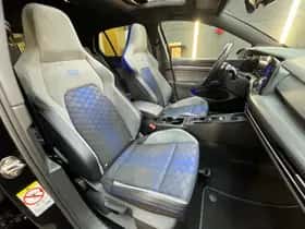 Volkswagen Golf (2021) thumbnail 31