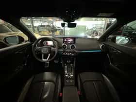 Audi SQ2 (2023) thumbnail 4