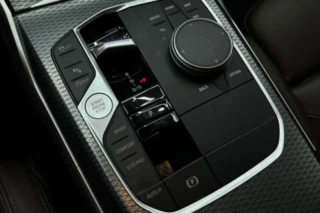BMW 3-Serie (2023) thumbnail 16