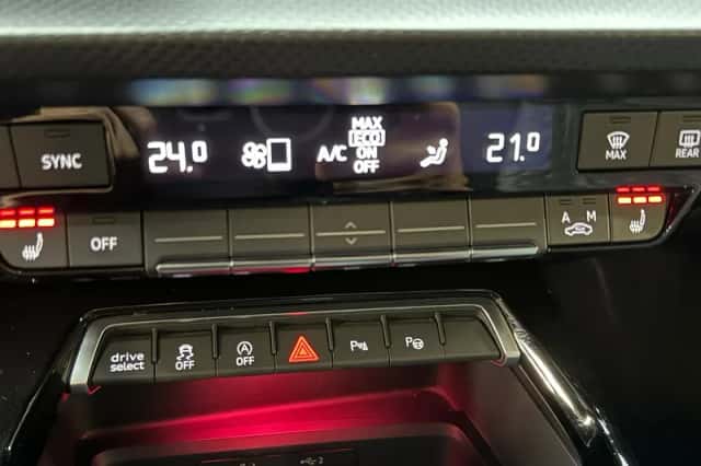 Audi RS3 (2022) thumbnail 16
