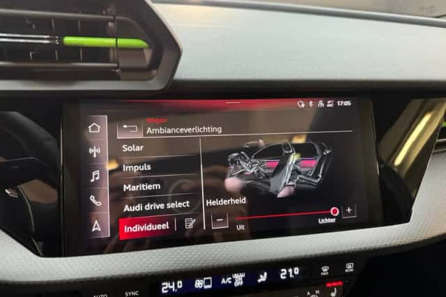 Audi RS3 (2022) thumbnail 31