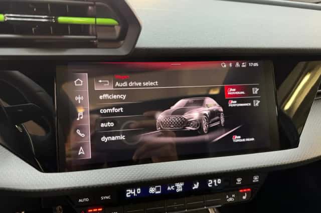 Audi RS3 (2022) thumbnail 32