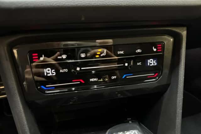 Volkswagen Tiguan (2022) thumbnail 28