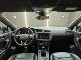 Volkswagen Tiguan (2022) thumbnail 4