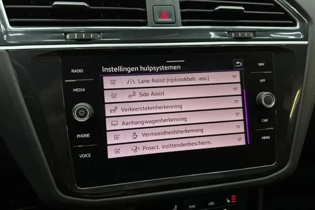 Volkswagen Tiguan (2020) thumbnail 28