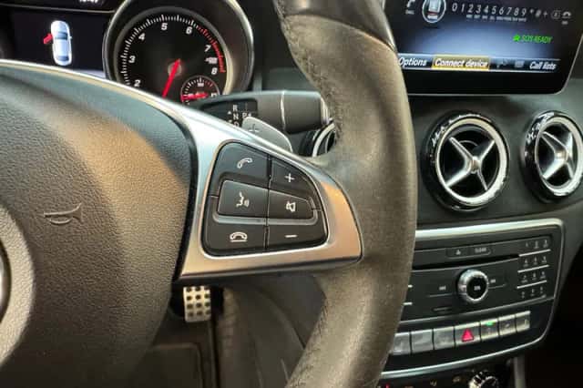 Mercedes-Benz CLA-Klasse (2018) thumbnail 18