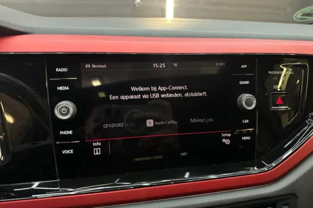 Volkswagen Polo (2020) thumbnail 32