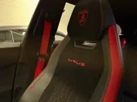 Lamborghini Urus (2023) thumbnail 37