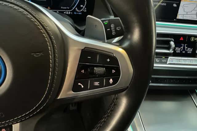 BMW X5 (2022) thumbnail 23