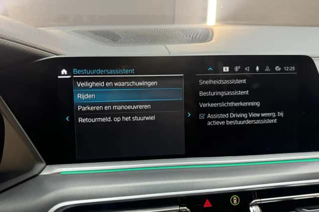 BMW X5 (2022) thumbnail 36