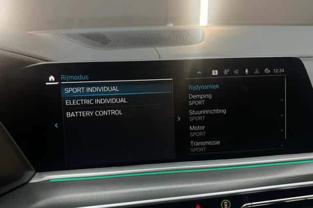 BMW X5 (2022) thumbnail 38