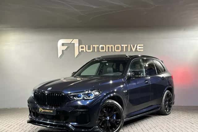 BMW X5 (2022) thumbnail 1