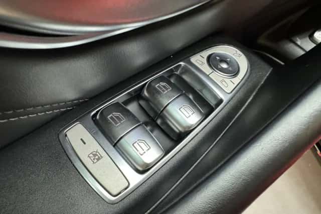 Mercedes-Benz E-Klasse (2019) thumbnail 29
