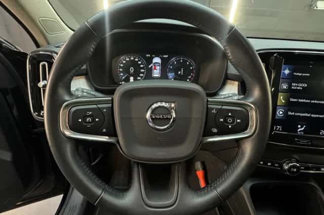 Volvo XC40 (2020) thumbnail 13