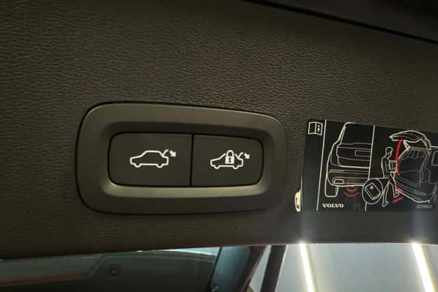 Volvo XC40 (2020) thumbnail 16