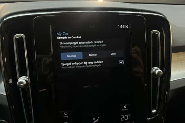 Volvo XC40 (2020) thumbnail 23