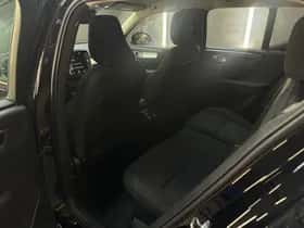Volvo XC40 (2020) thumbnail 30