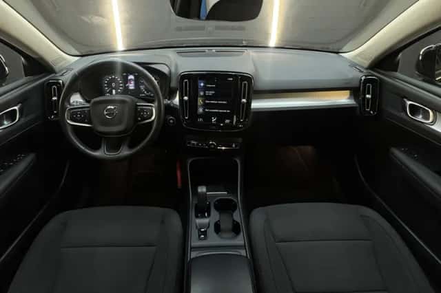 Volvo XC40 (2020) thumbnail 4