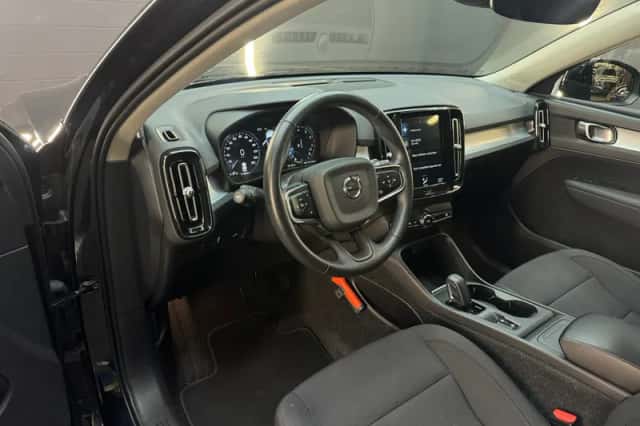 Volvo XC40 (2020) thumbnail 5