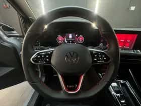 Volkswagen Golf (2024) thumbnail 14