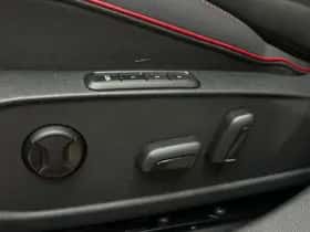 Volkswagen Golf (2024) thumbnail 18
