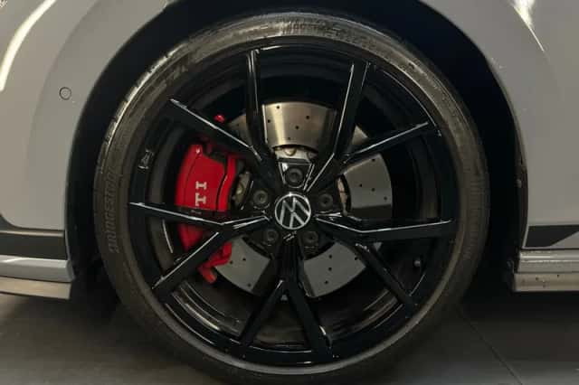Volkswagen Golf (2024) thumbnail 21