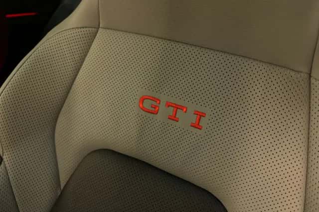 Volkswagen Golf (2024) thumbnail 25