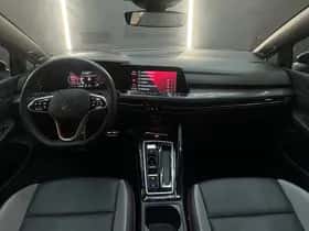Volkswagen Golf (2024) thumbnail 4