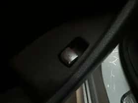 Mercedes-Benz E-Klasse (2018) thumbnail 17