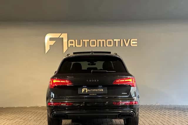 Audi Q5 (2023) thumbnail 11