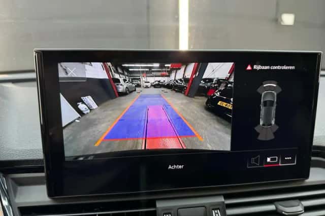 Audi Q5 (2023) thumbnail 24