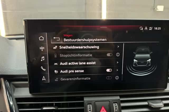 Audi Q5 (2023) thumbnail 29