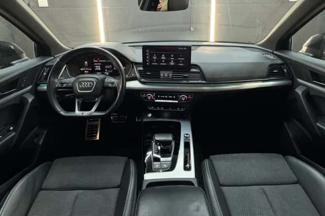Audi Q5 (2023) thumbnail 4