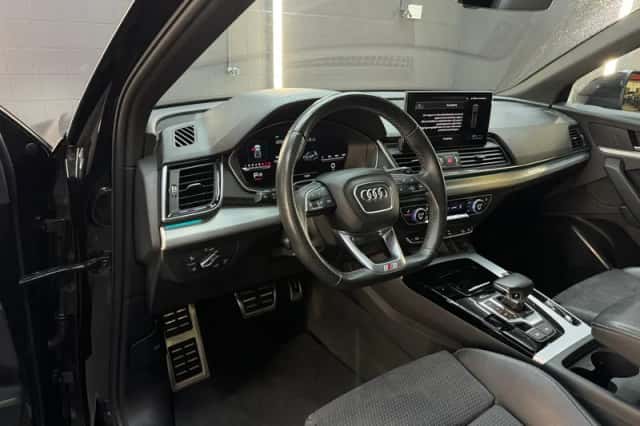 Audi Q5 (2023) thumbnail 5