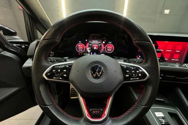 Volkswagen Golf (2021) thumbnail 13
