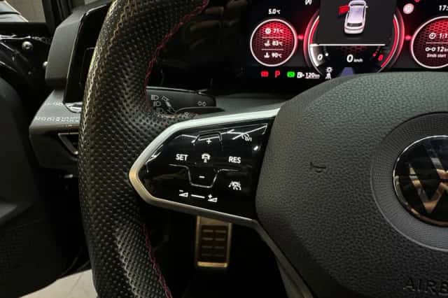 Volkswagen Golf (2021) thumbnail 14